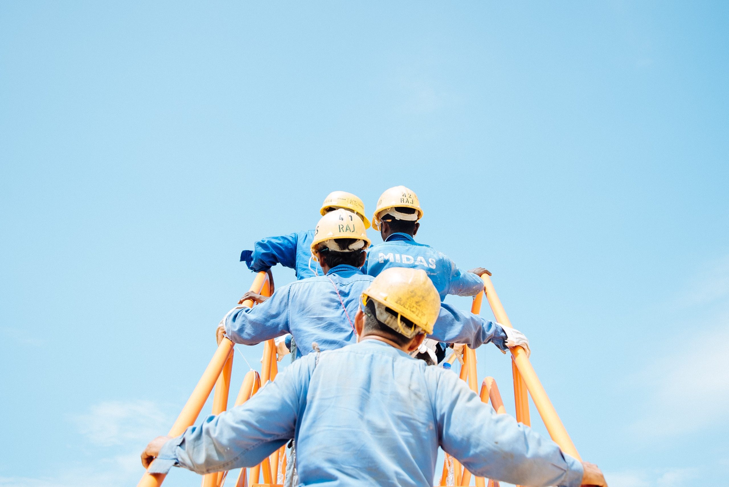 IOSH UK SAFETY HEALTH AND ENVIRONMENT FOR CONSTRUCTION MANAGERS 2